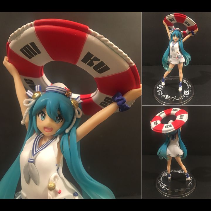 PVC Hatsune Miku - Natsufuku Ver. (18cm)