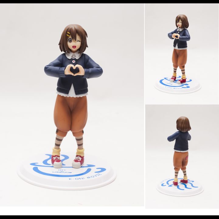 DXF Yui Hirasawa - London Love Sign