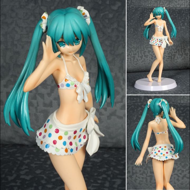 Premium Figure Hatsune Miku - Swimsuit Ver.  (21cm)