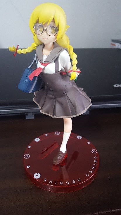 PVC Ichiban Kuji Oshino Shinobu - Uniform Ver. (17cm)