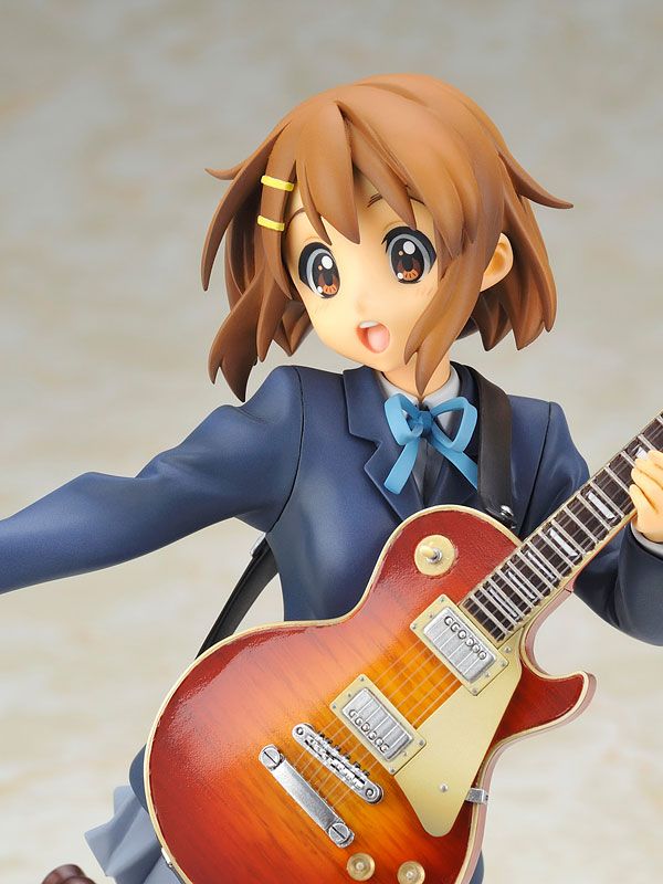  PVC Figure 1/8 Hirasawa Yui - K-ON!