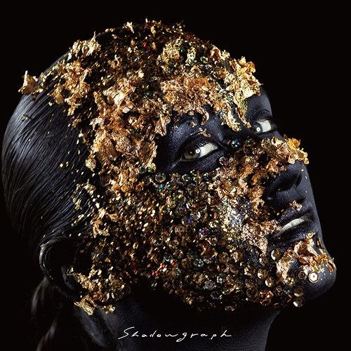 CD Single shadowgraph