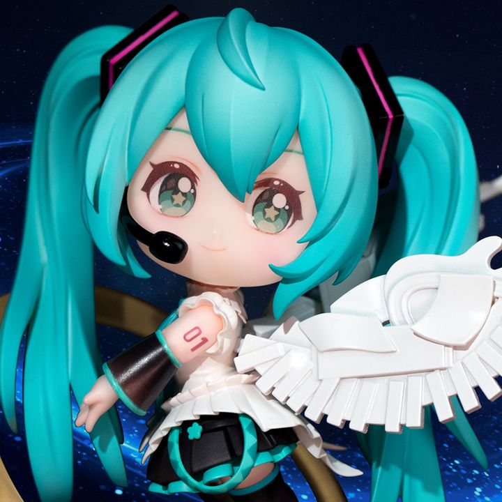 [Rotating Base] Mini Figure Hatsune Miku - 16th Anniversary Ver. | Kyou ...
