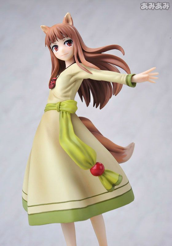 PVC Figure 1/8 Holo - Spice and Wolf (Re-Release)