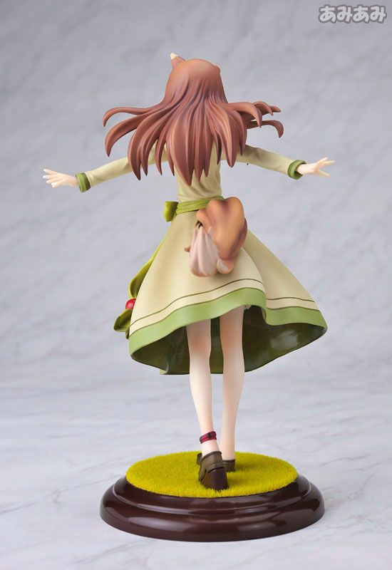 PVC Figure 1/8 Holo - Spice and Wolf (Re-Release)
