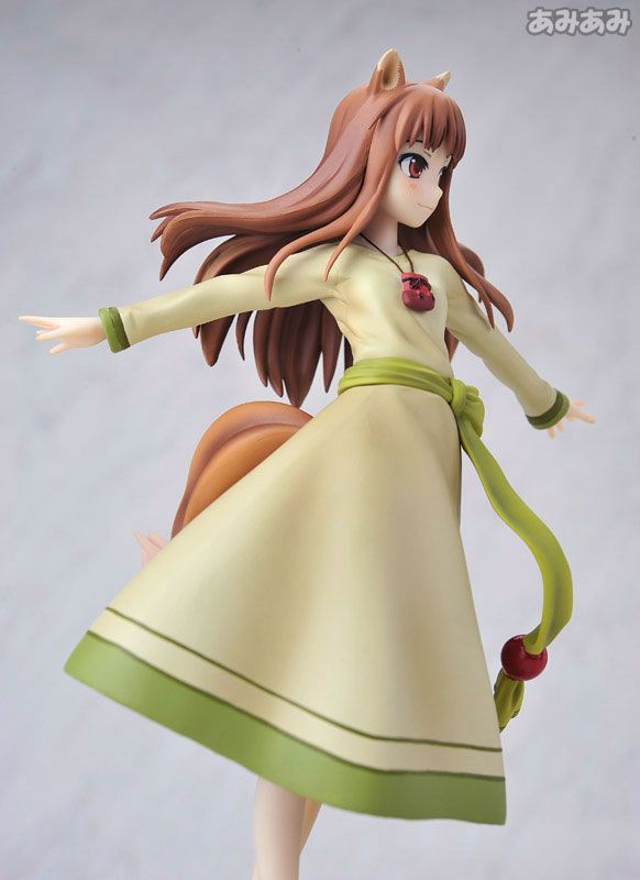 PVC Figure 1/8 Holo - Spice and Wolf (Re-Release)
