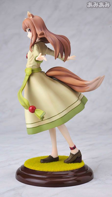 PVC Figure 1/8 Holo - Spice and Wolf (Re-Release)