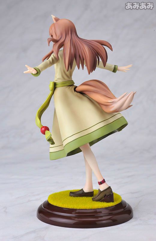 PVC Figure 1/8 Holo - Spice and Wolf (Re-Release)
