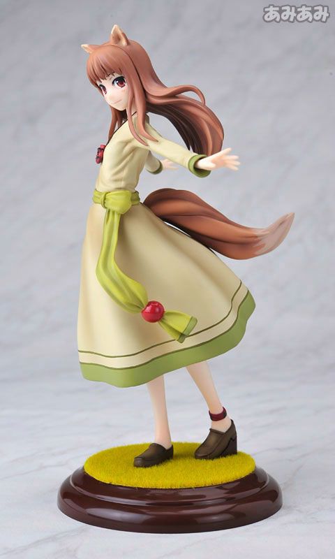PVC Figure 1/8 Holo - Spice and Wolf (Re-Release)