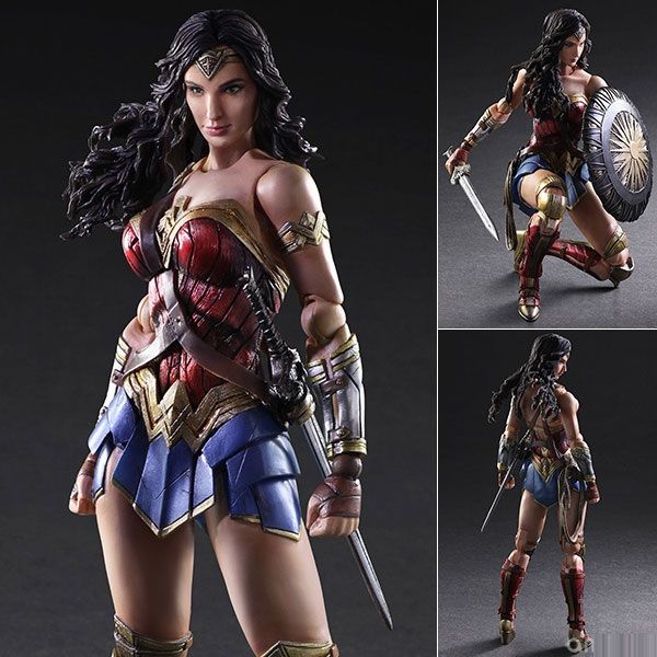 Play Arts Kai Wonder Woman