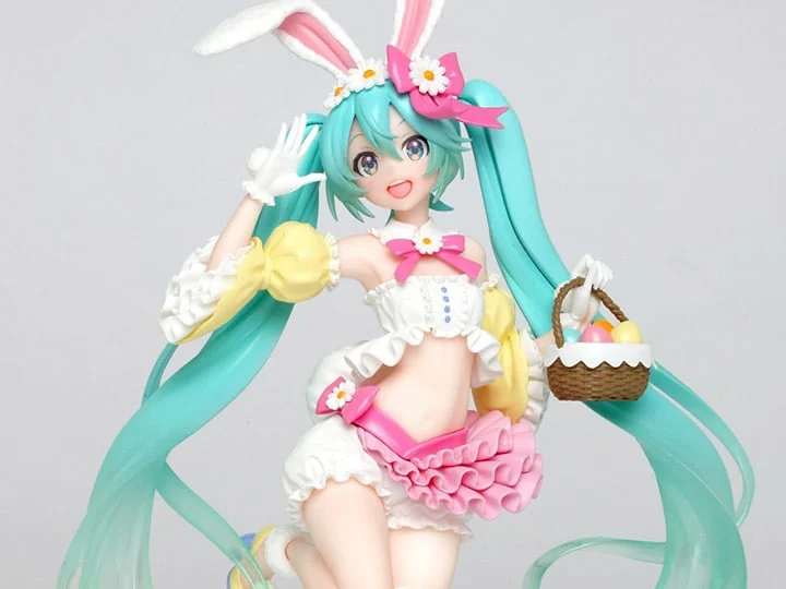 PVC Figure Hatsune Miku - 2nd Season Spring Ver. (18cm)