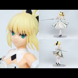 Super Premium Figure Saber Lily (20cm)
