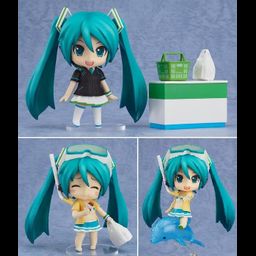 Nendoroid Hatsune Miku 2013 Summer ver. & Family Mart Ver.