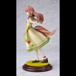 PVC Figure 1/8 Holo - Spice and Wolf (Re-Release)