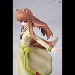 PVC Figure 1/8 Holo - Spice and Wolf (Re-Release)